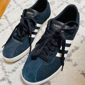 Women’s Adidas VL Court Sneaker